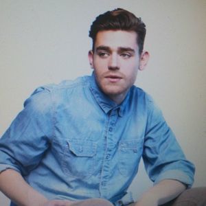 Meet your Posher, Levi